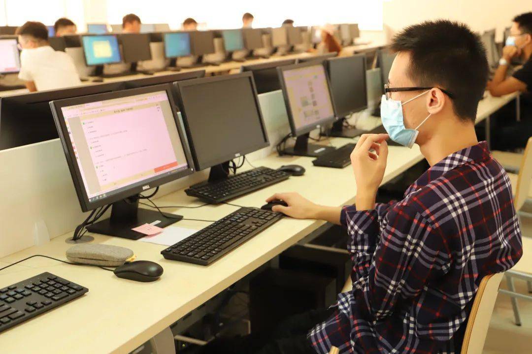 【ky开元】
『笃实中环』中环学院承办开展2020年天津市青工职业技术大赛盘算机网络治理员大赛(图14) 【ky开元】
『笃实中环』中环学院承办开展2020年天津市青工职业技术大赛盘算机网络治理员大赛(图14)