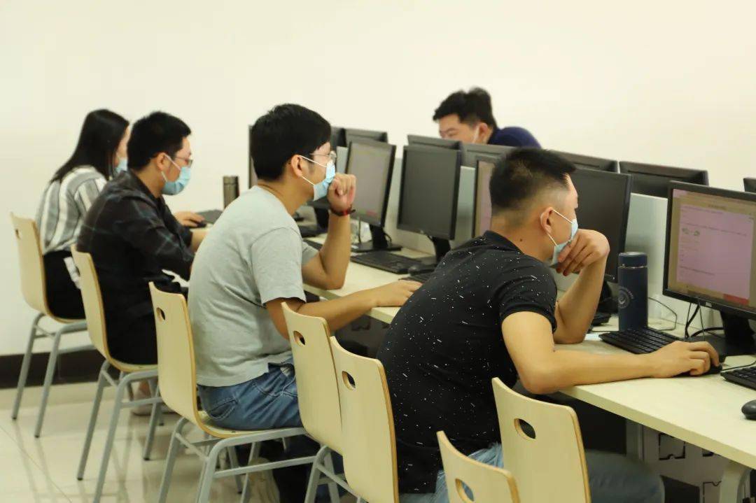 【ky开元】
『笃实中环』中环学院承办开展2020年天津市青工职业技术大赛盘算机网络治理员大赛(图15) 【ky开元】
『笃实中环』中环学院承办开展2020年天津市青工职业技术大赛盘算机网络治理员大赛(图15)